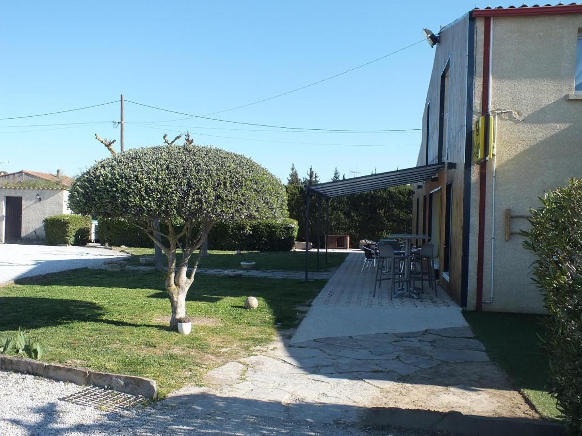 Logis Hotel Restaurant Le Clos Saint Loup Bram Esterno foto