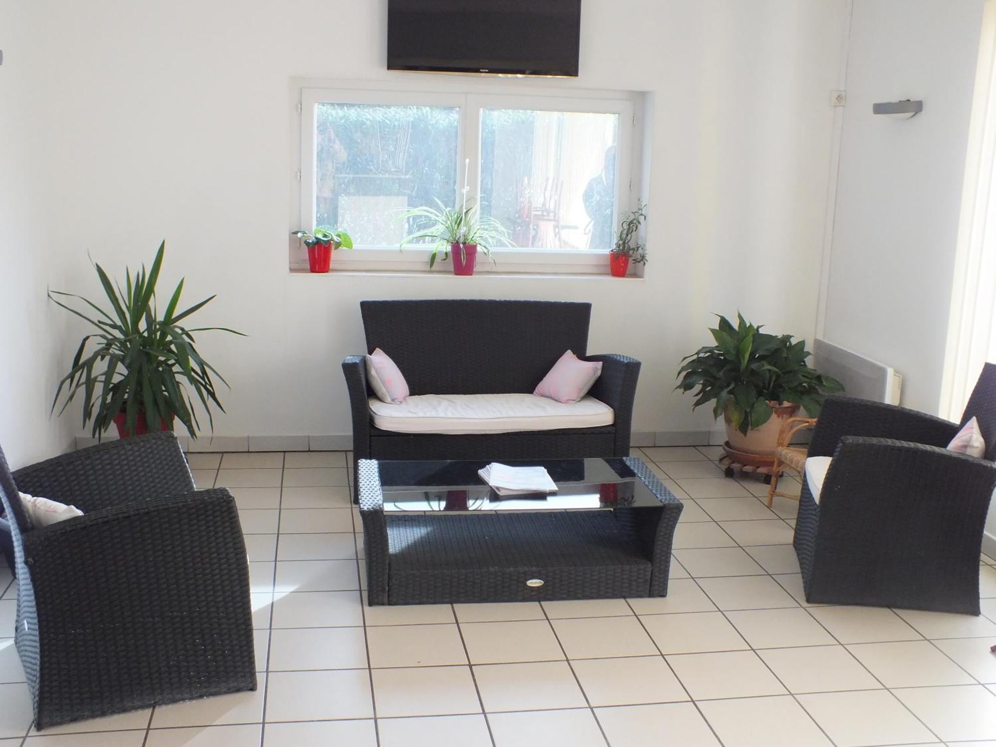 Logis Hotel Restaurant Le Clos Saint Loup Bram Esterno foto