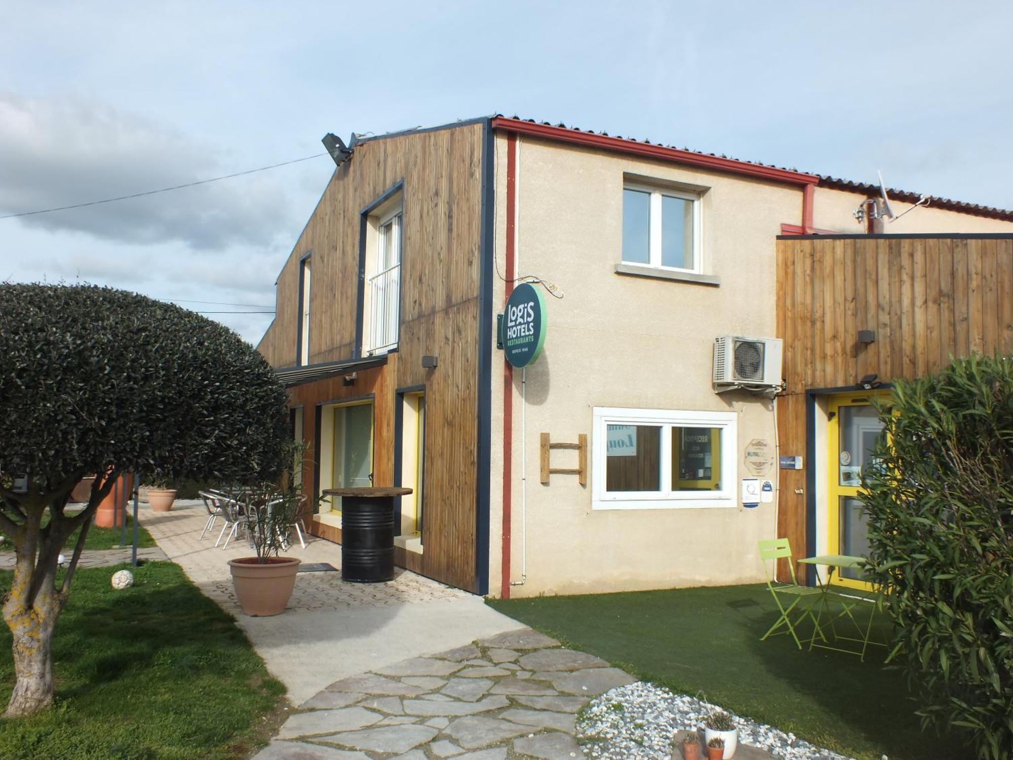 Logis Hotel Restaurant Le Clos Saint Loup Bram Esterno foto
